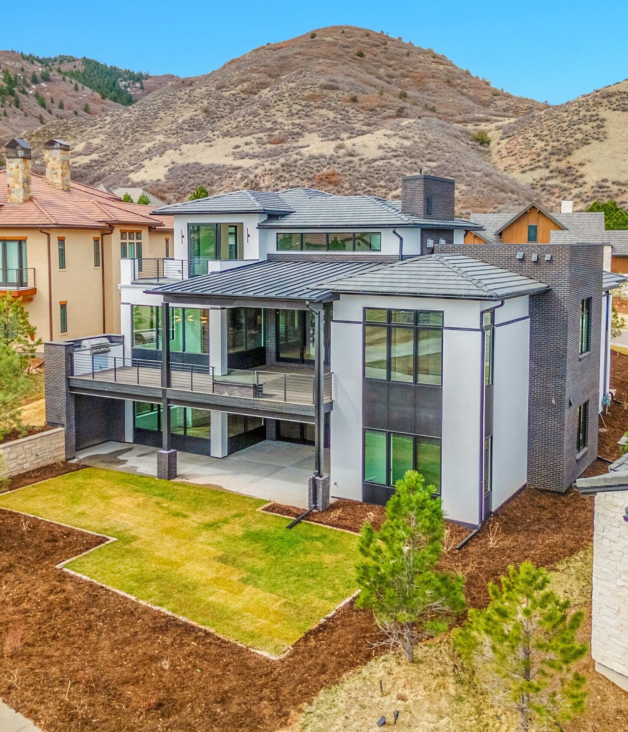 Live Elevated: Custom Luxury in the Heart of Ravenna
