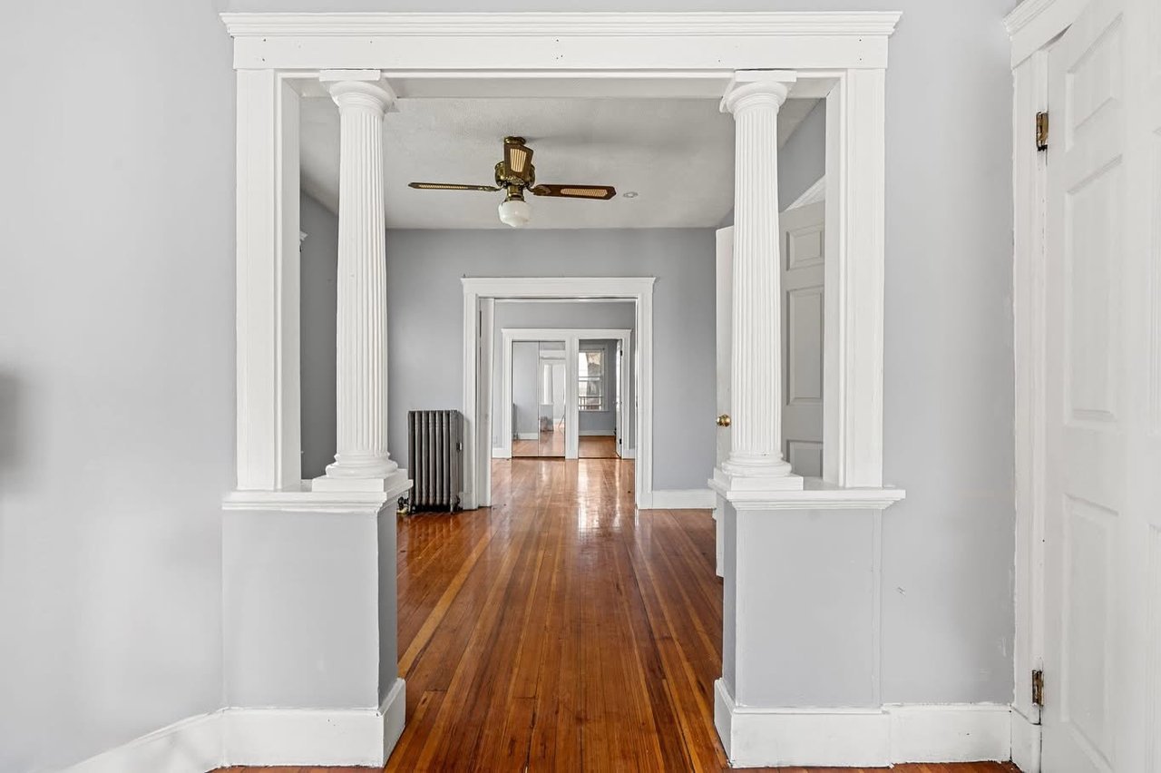 81 Sawyer Ave