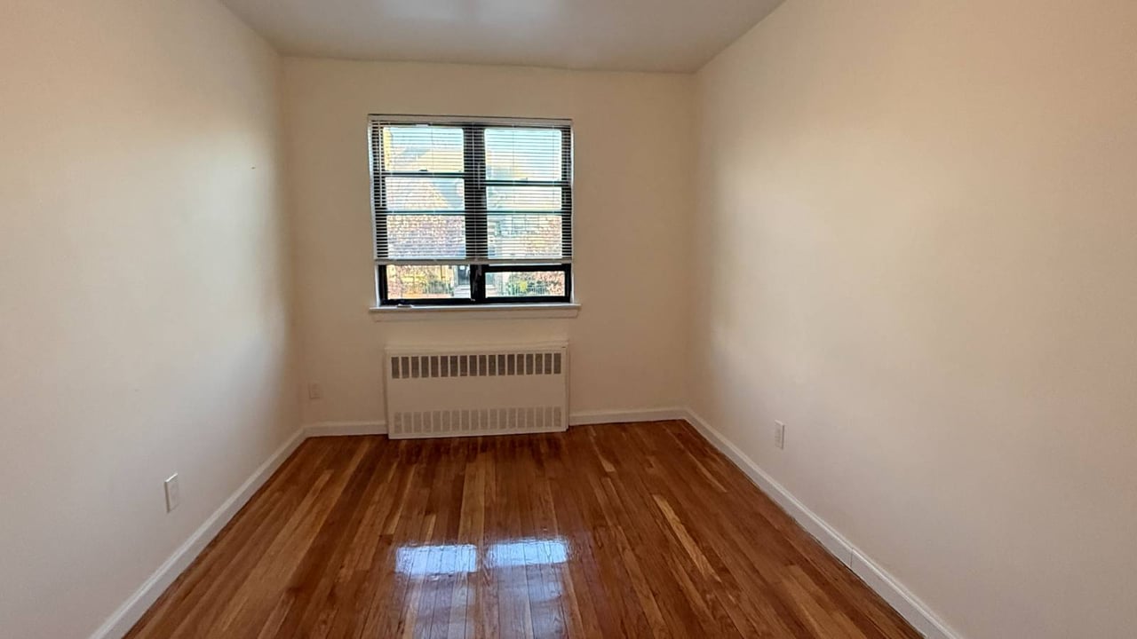 167-22 Northern Blvd