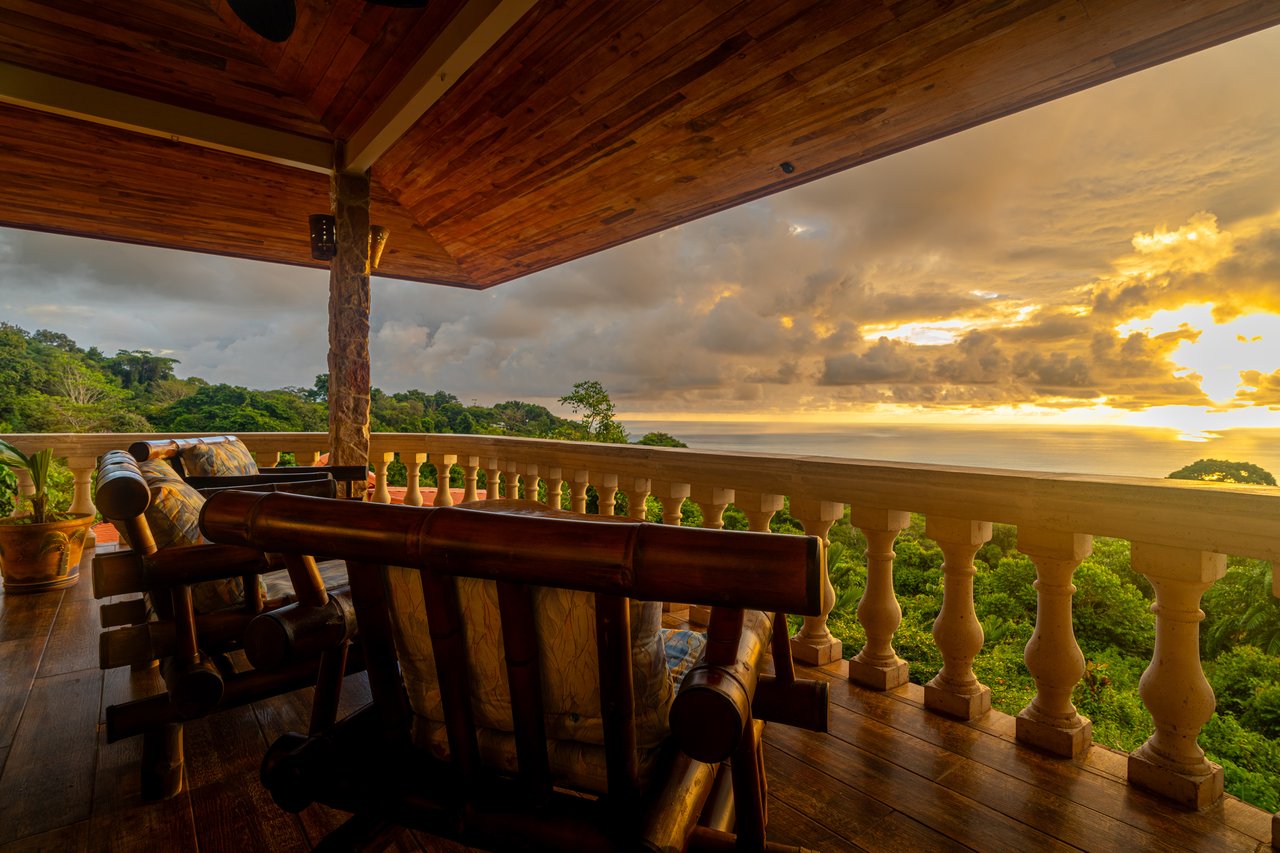 Castillo Puesta del Sol, Escalares - 