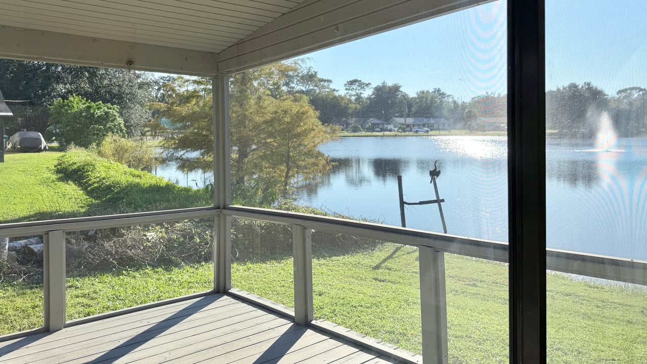 Longwood Three-Bedroom, Two-Bathroom Duplex for Lease on Lake Wayman