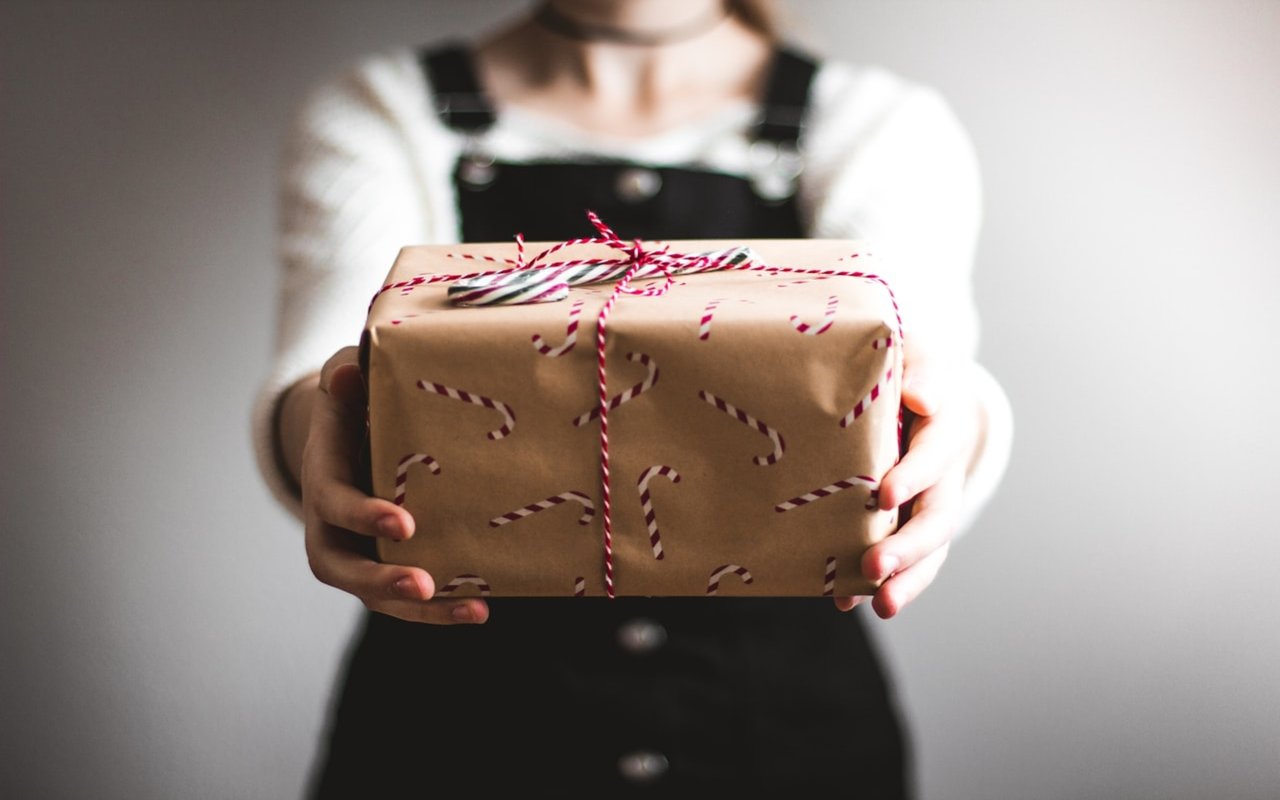 8 Holiday Gifts for the Home