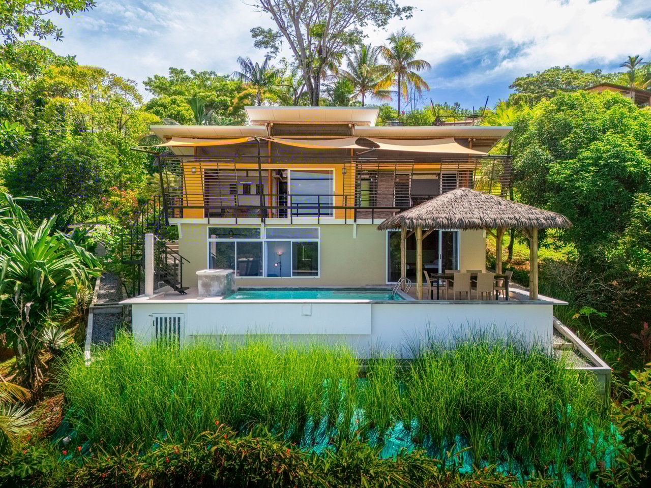 Casa Chiquita - Ocean View Retreat in the Heart of Ojochal – 3 Bed, 3 Bath with Pool, Fruit Trees & Prime Location