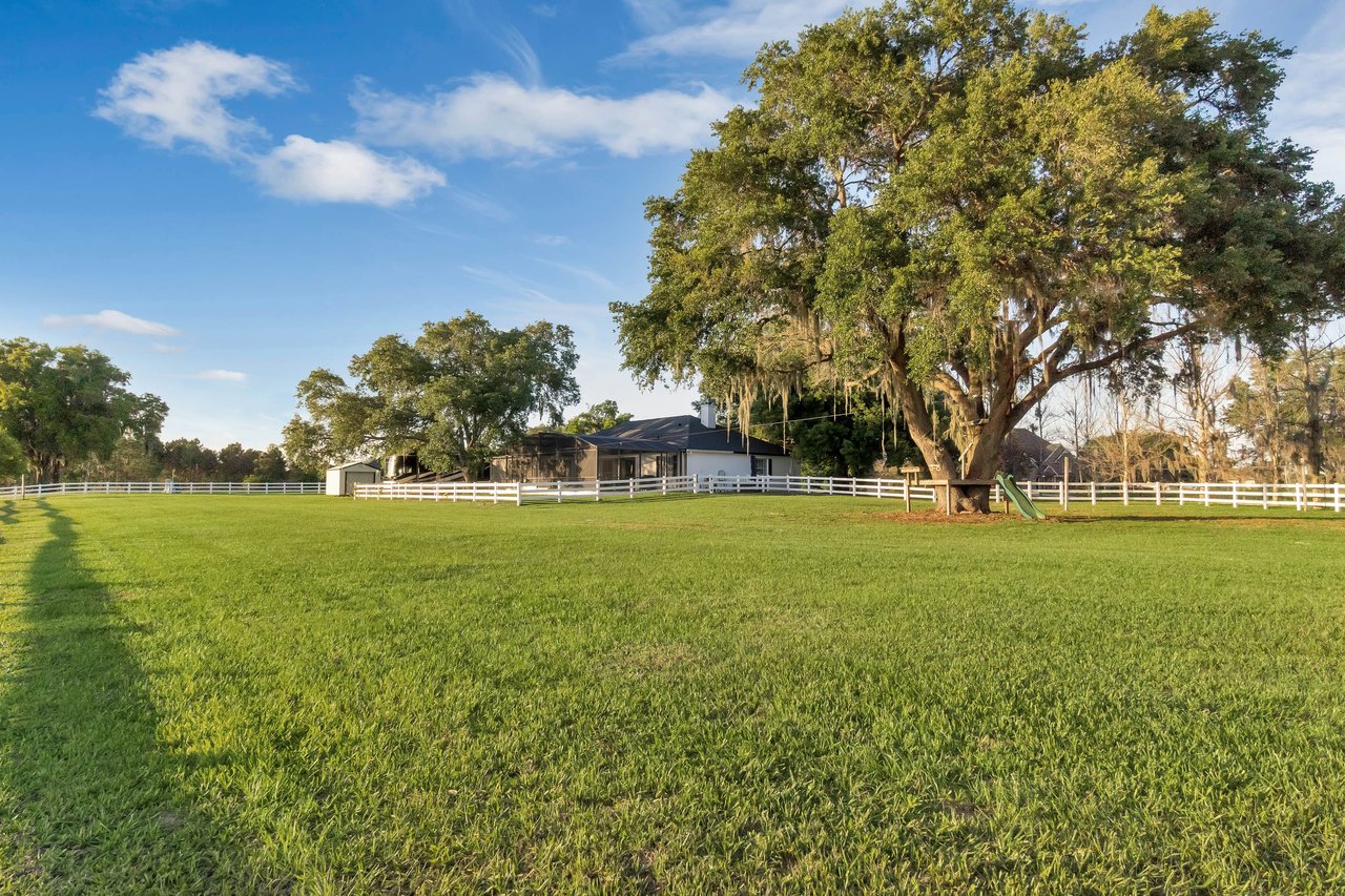 10929 Arrowtree Boulevard