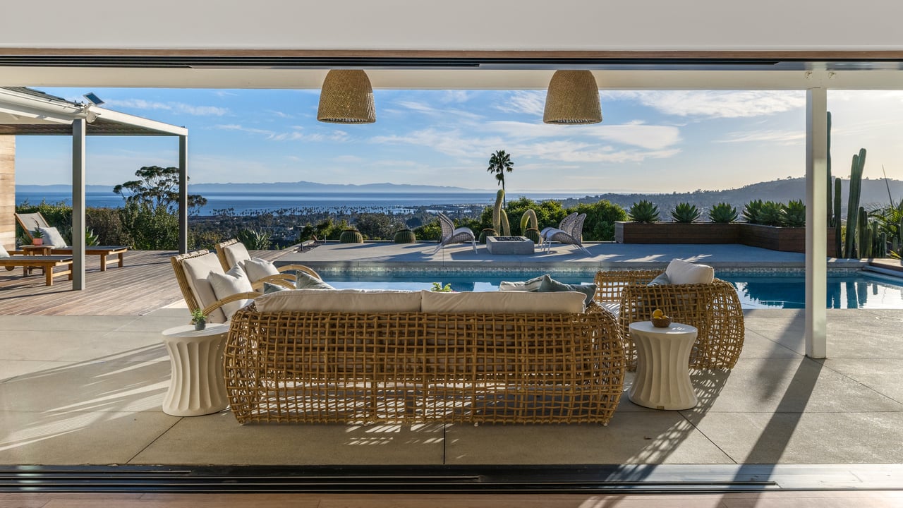 1522 Knoll Circle Drive