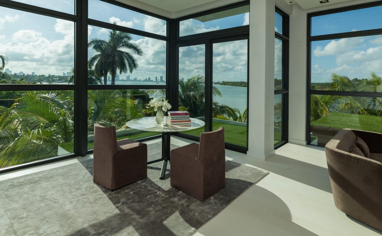 Mansion on North Bay Road Sells for $24.750M