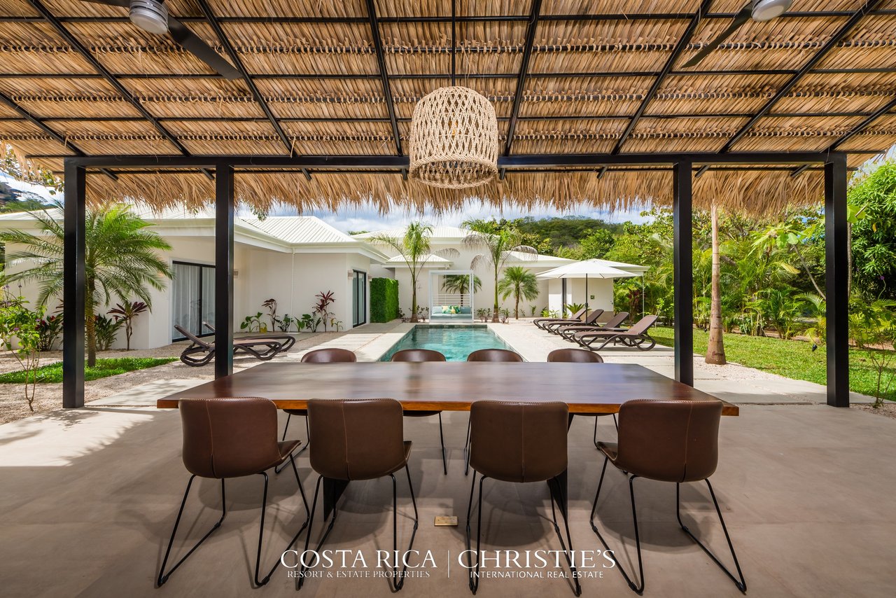 Luxury Coastal Estate in Tamarindo: The Oasis Residence