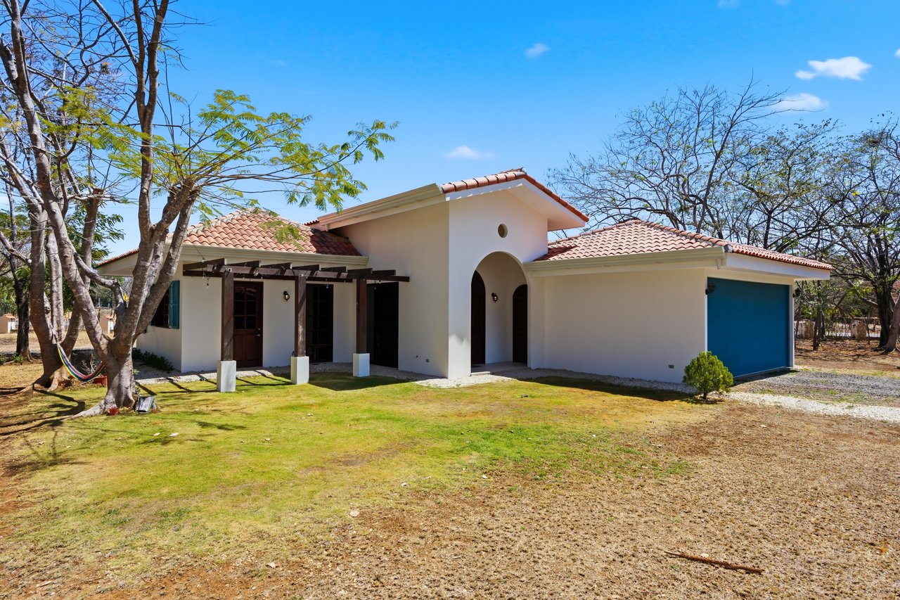 Stella Maris | Tranquil Home Within the Beauty of Altos Los Robles