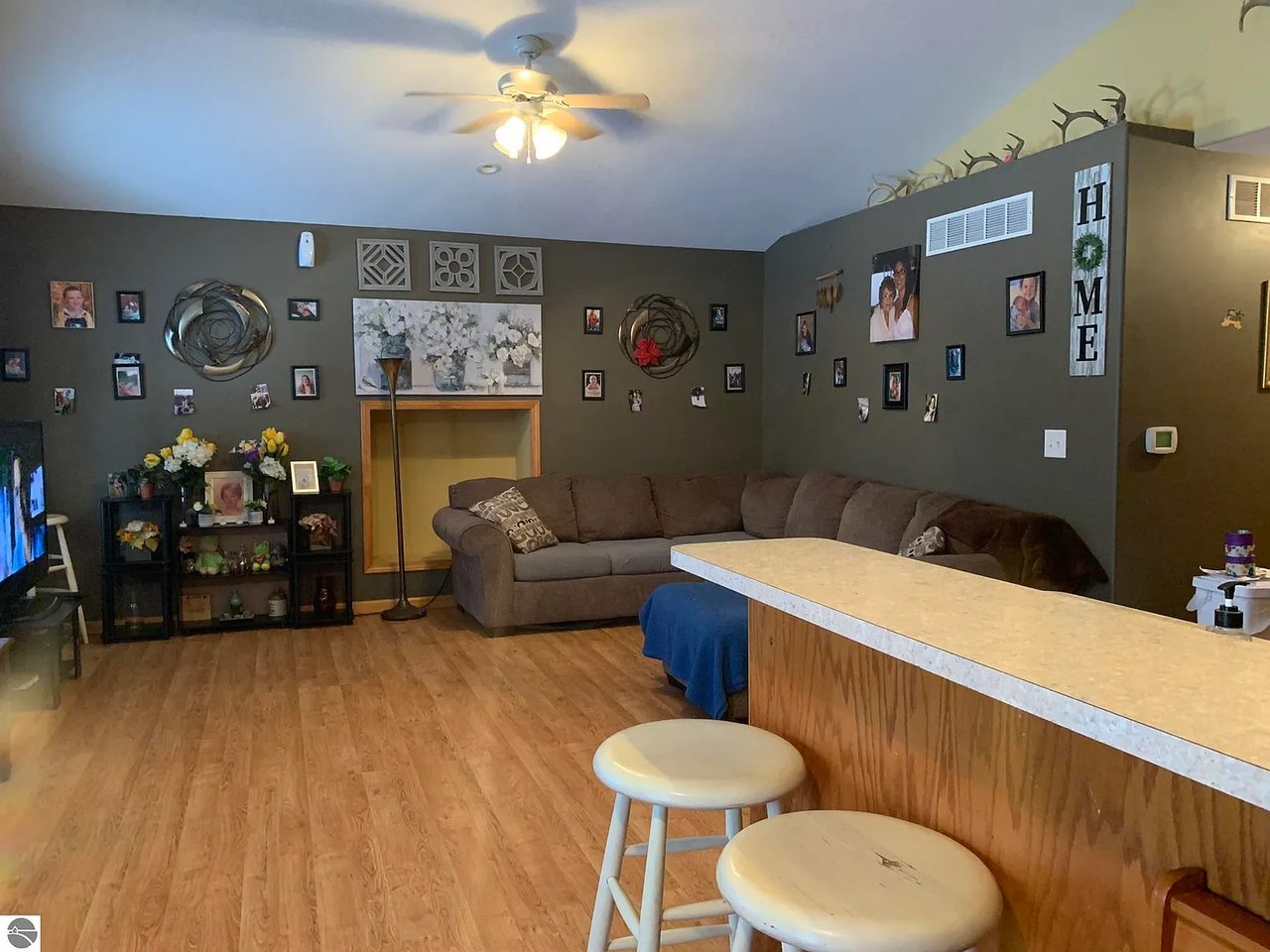 9719 Chandler