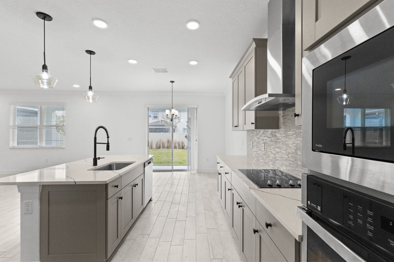 7421 Notched Pine Bend
