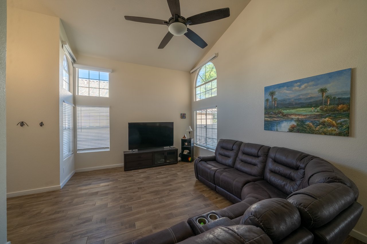 5620 Desert Creek Way