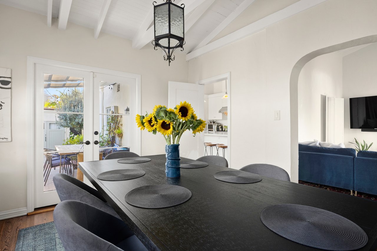 6502-6504 Commodore Sloat Drive