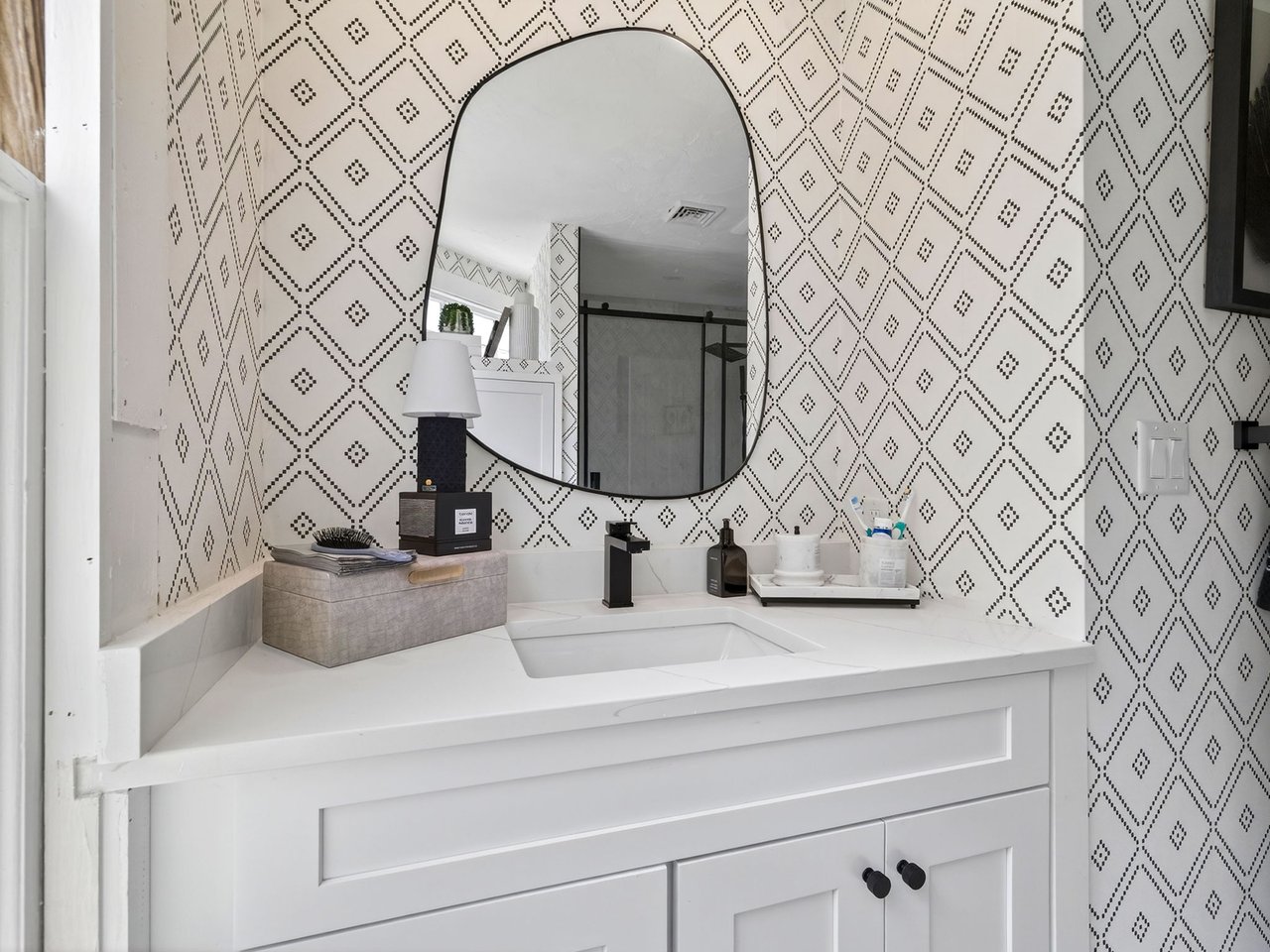 Waterfront Off Market Private Exclusive 