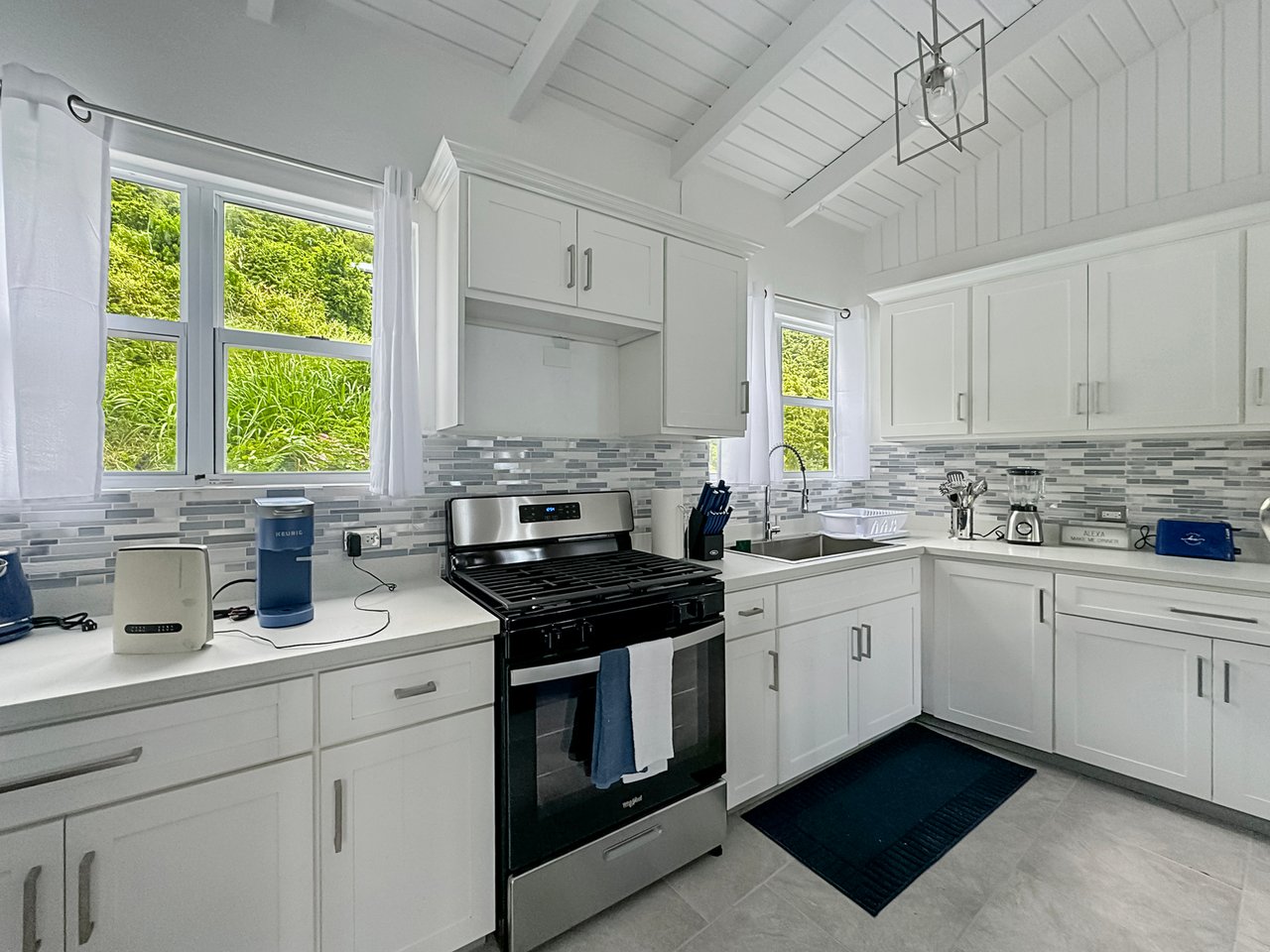 944 Cane Garden Bay 2 Bedroom Apartment