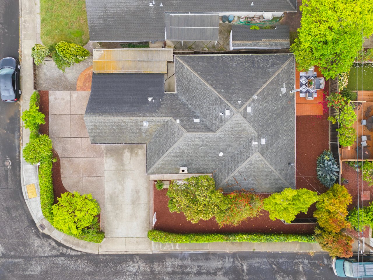 3240 Santa Maria Avenue