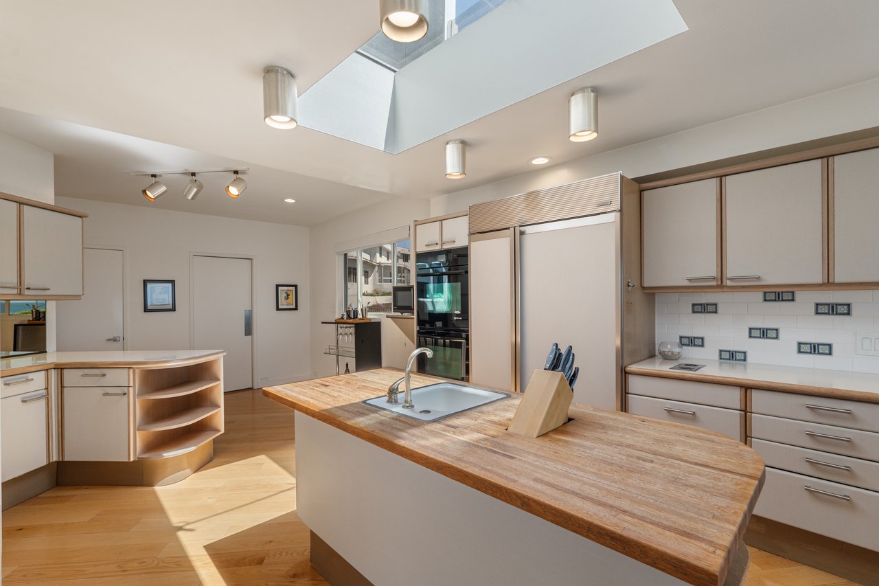 7335 Vista Del Mar Lane