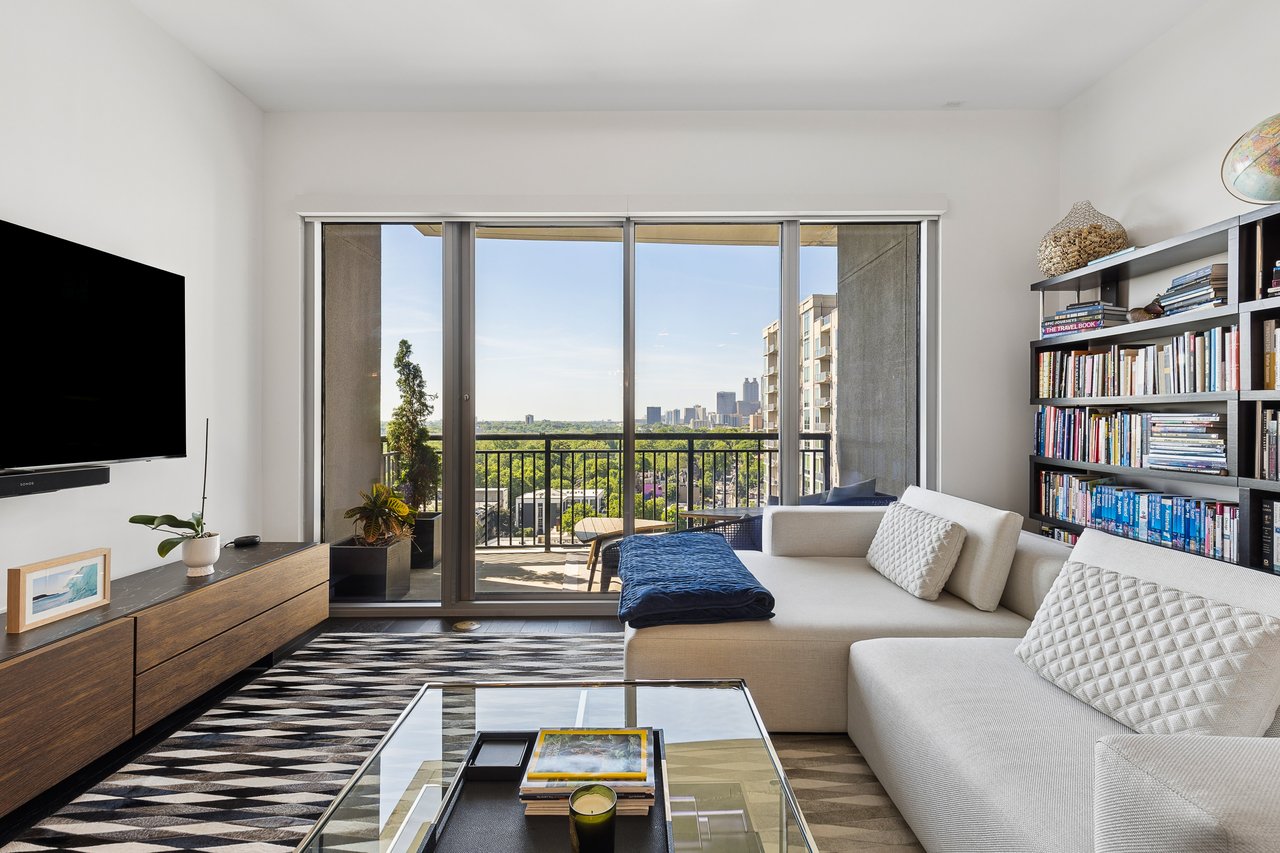 222 12th Street NE Unit 2105