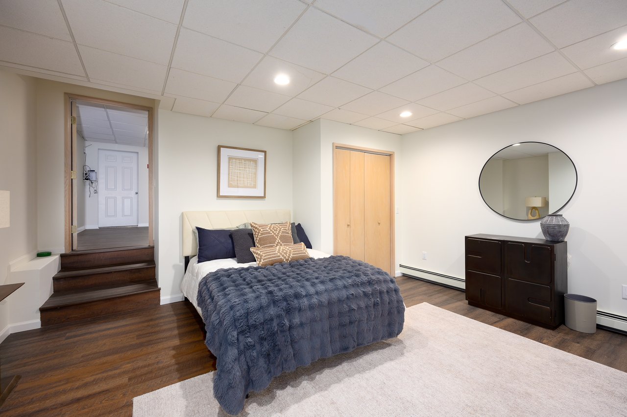 12 Mountain Brook Road