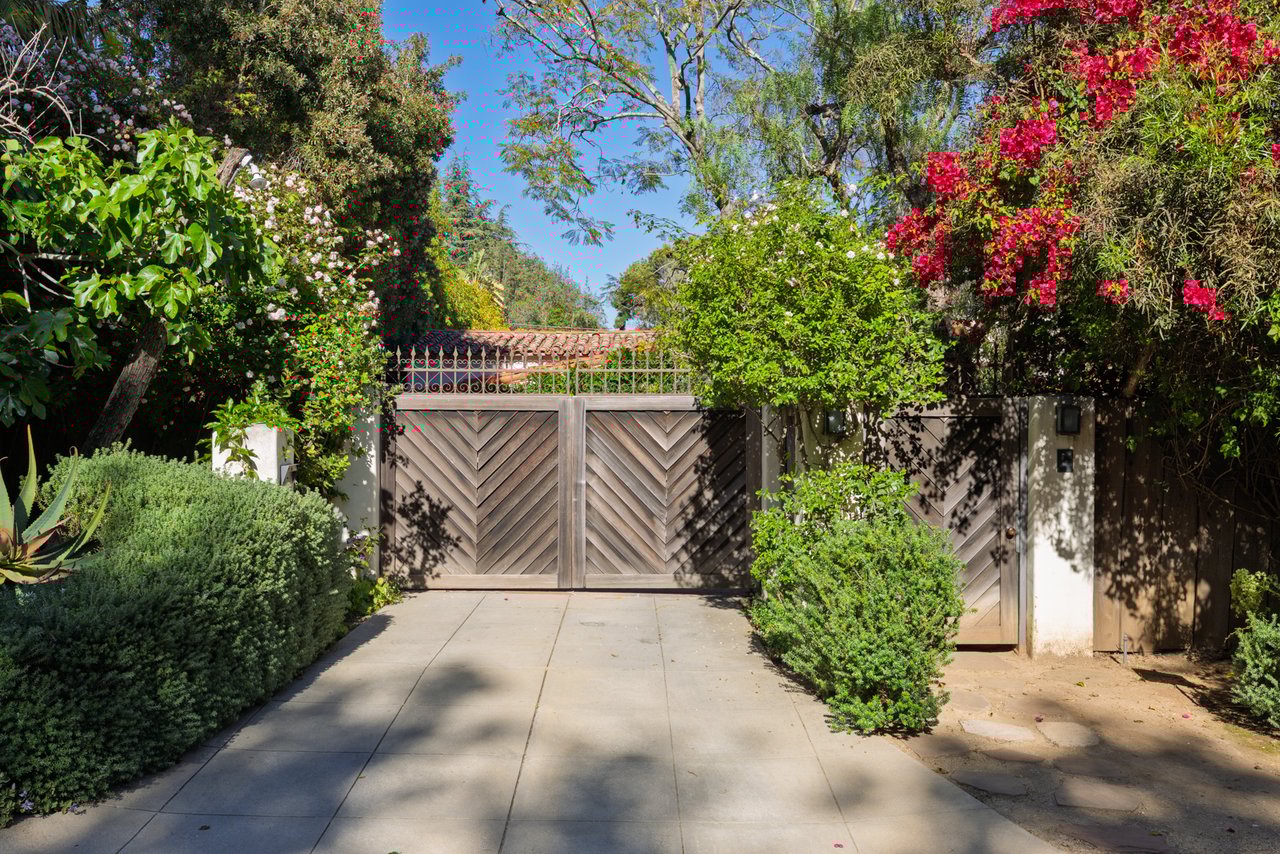 350 N Cliffwood Ave, Brentwood