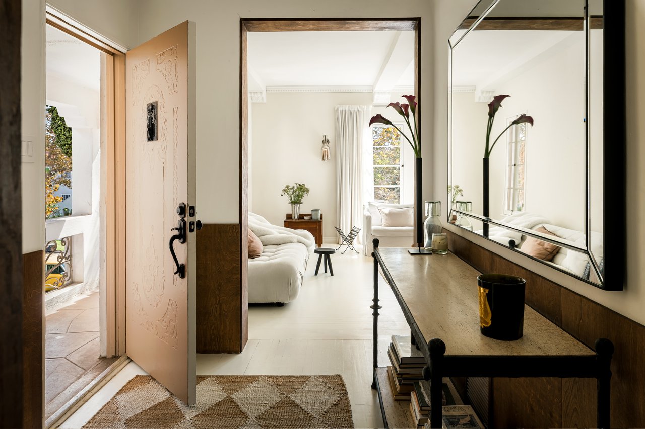 1111 S Crescent Heights Blvd