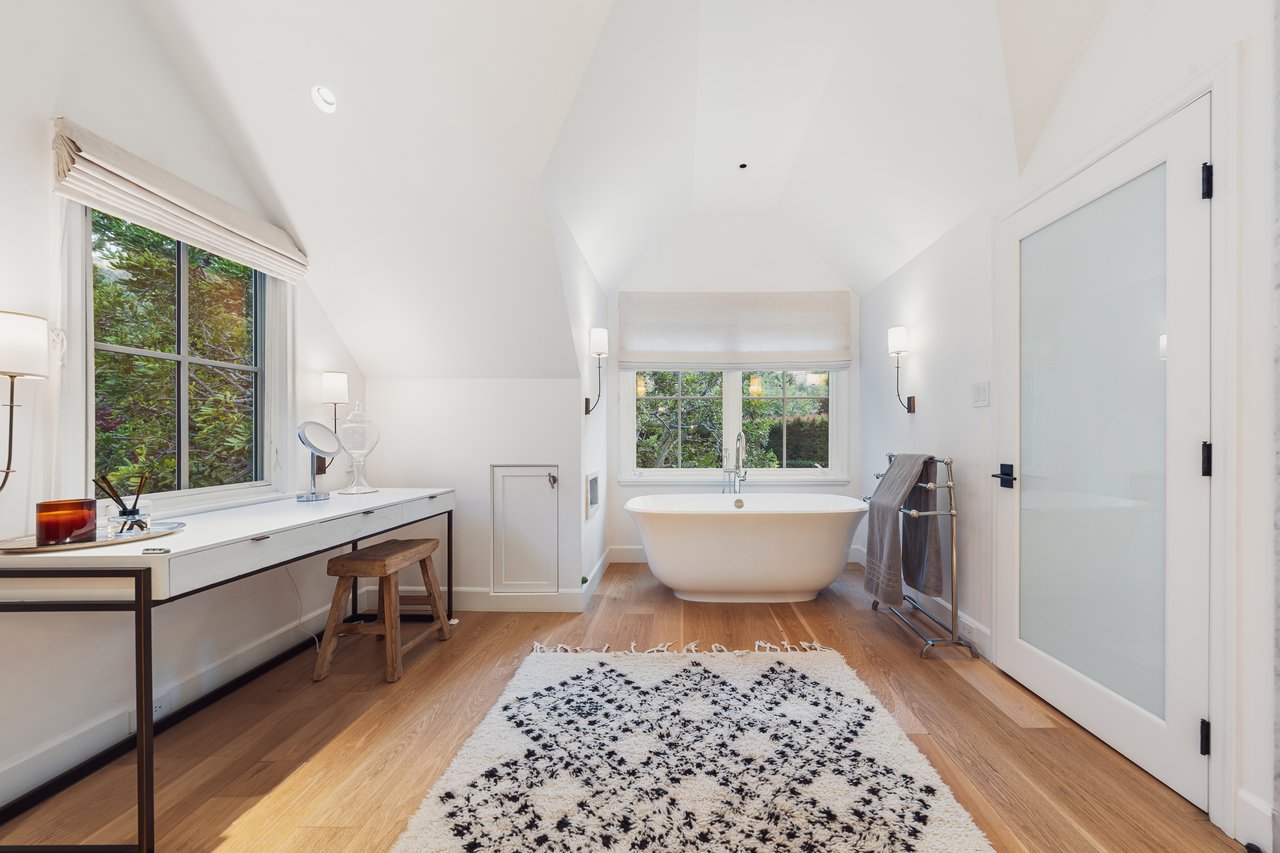 2600 Mandeville Canyon Rd, Brentwood