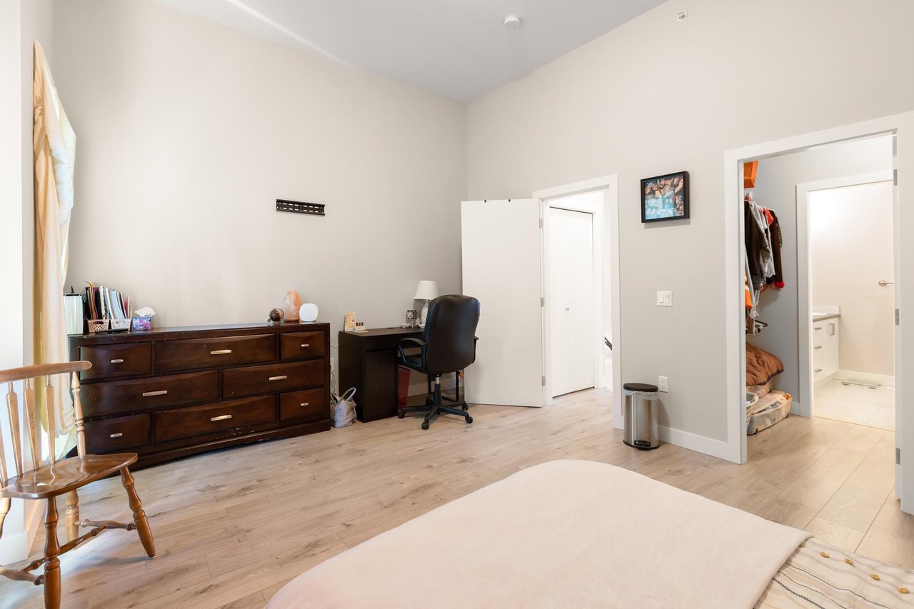 61-8413 Midtown Wy