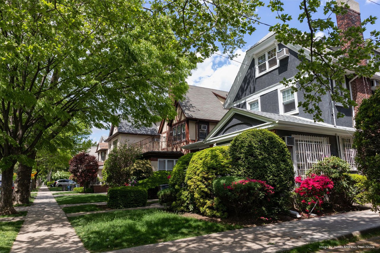 Buying a Home in Staten Island: What Buyers Should Know