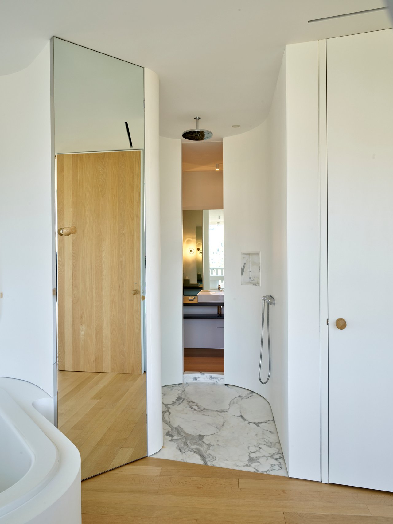 9255 Doheny Rd #2201, Sunset Strip