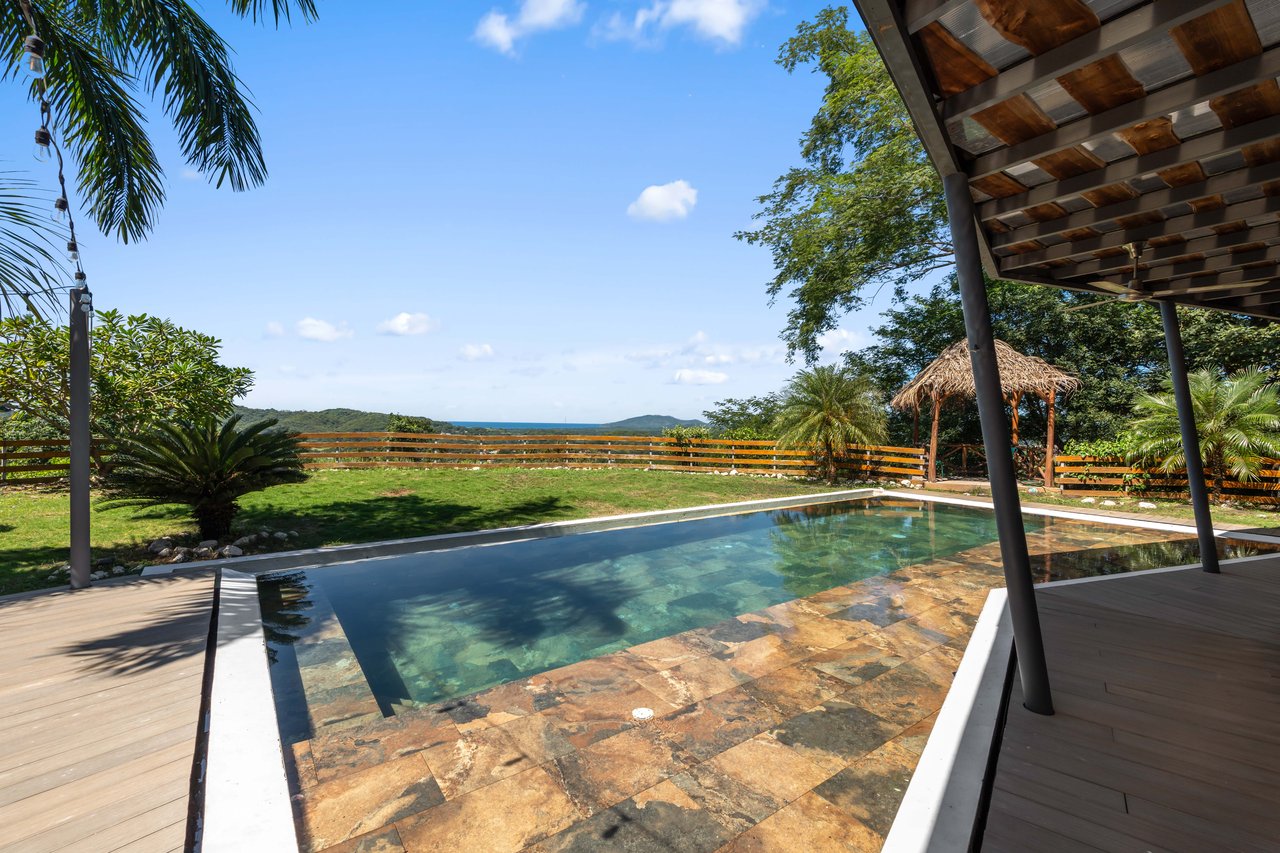 Casa Siempre Surfeando | Ocean Views + 1.45 Acres