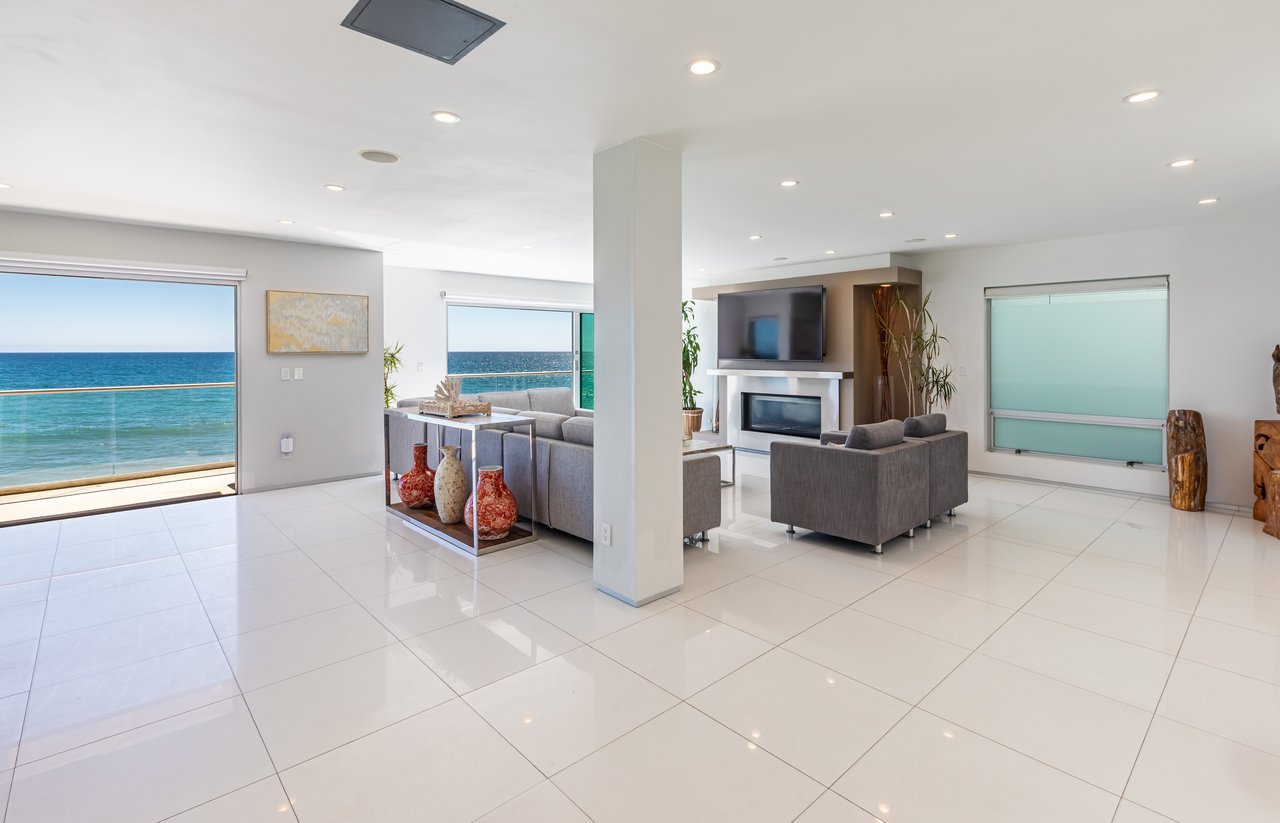 26050 Pacific Coast Hwy