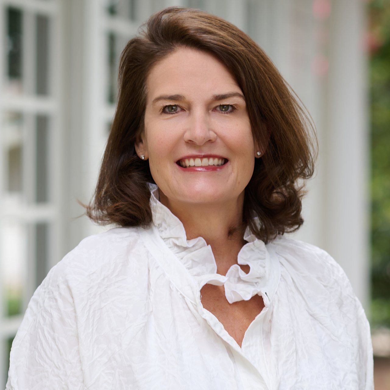 Ducie Stark Charlotte, NC Real Estate Agent Headshot