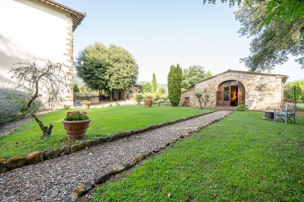 VILLA MECENATE