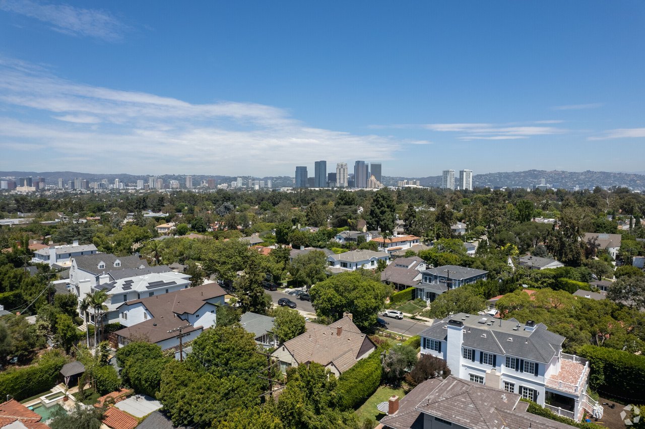 Cheviot Hills: Space, Trees, and Timeless Appeal
