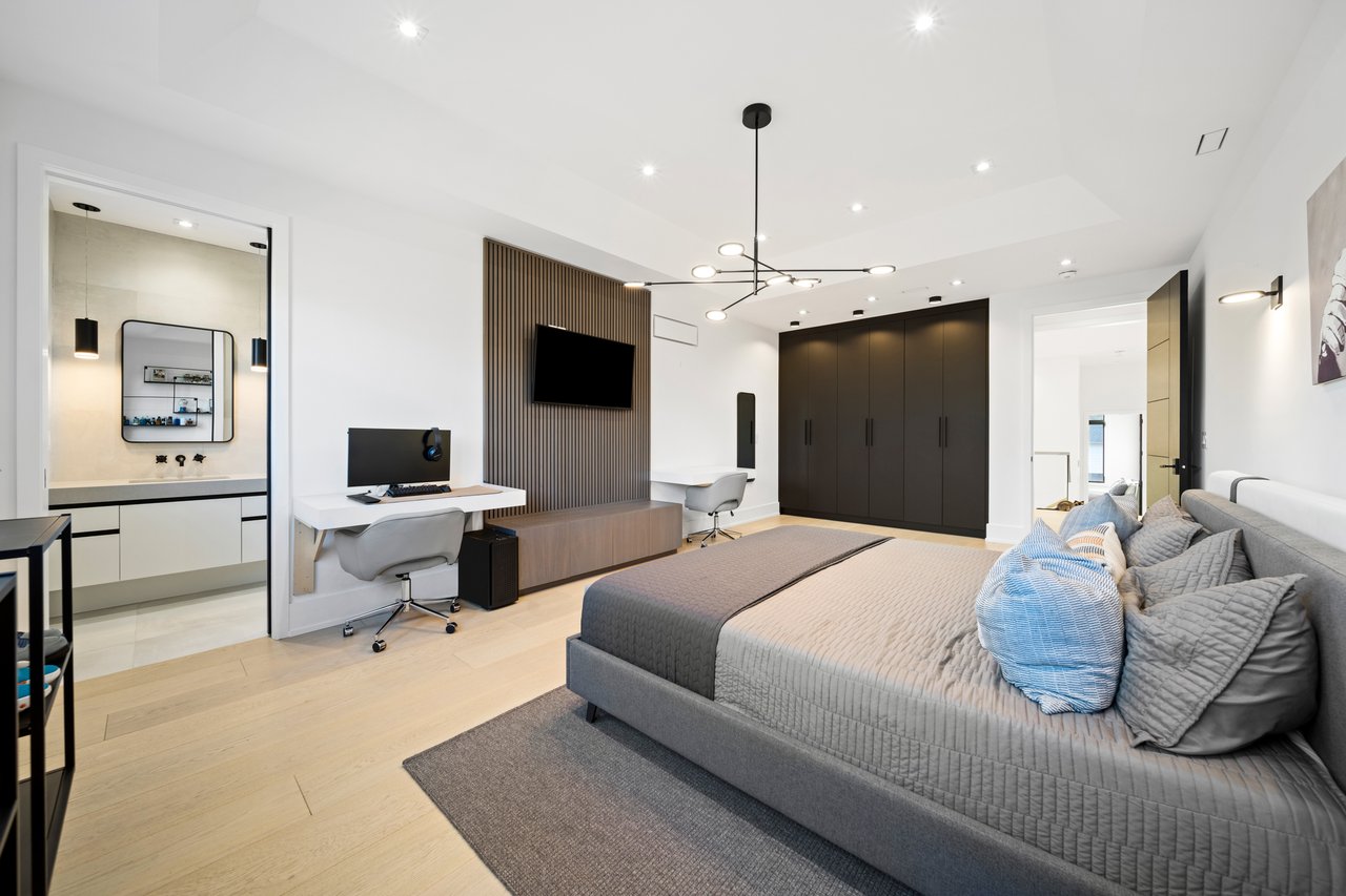 29 Greenside Drive