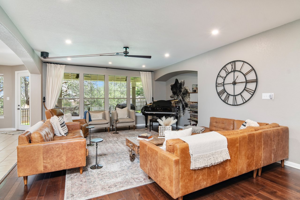 1214 Ashbury Bay