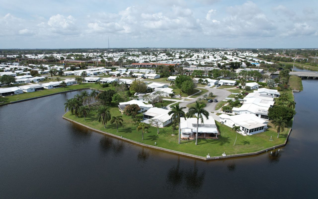 Leisureville, Boynton Beach