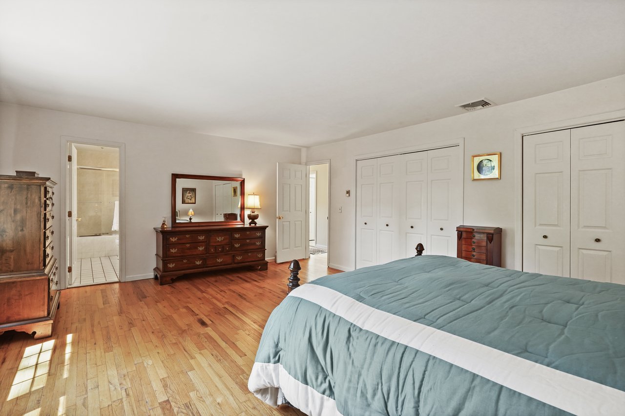 9 Upland Court