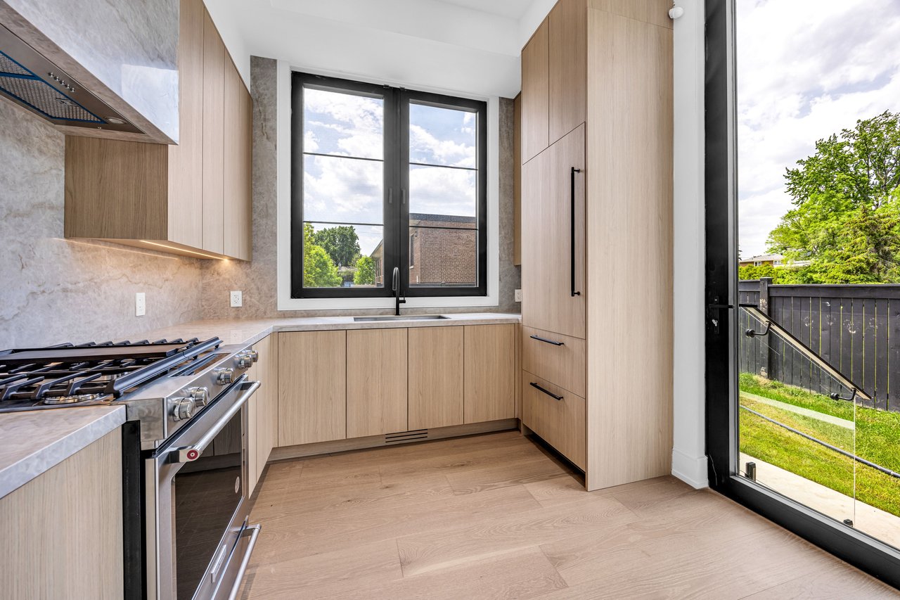 152 Third Line, Oakville