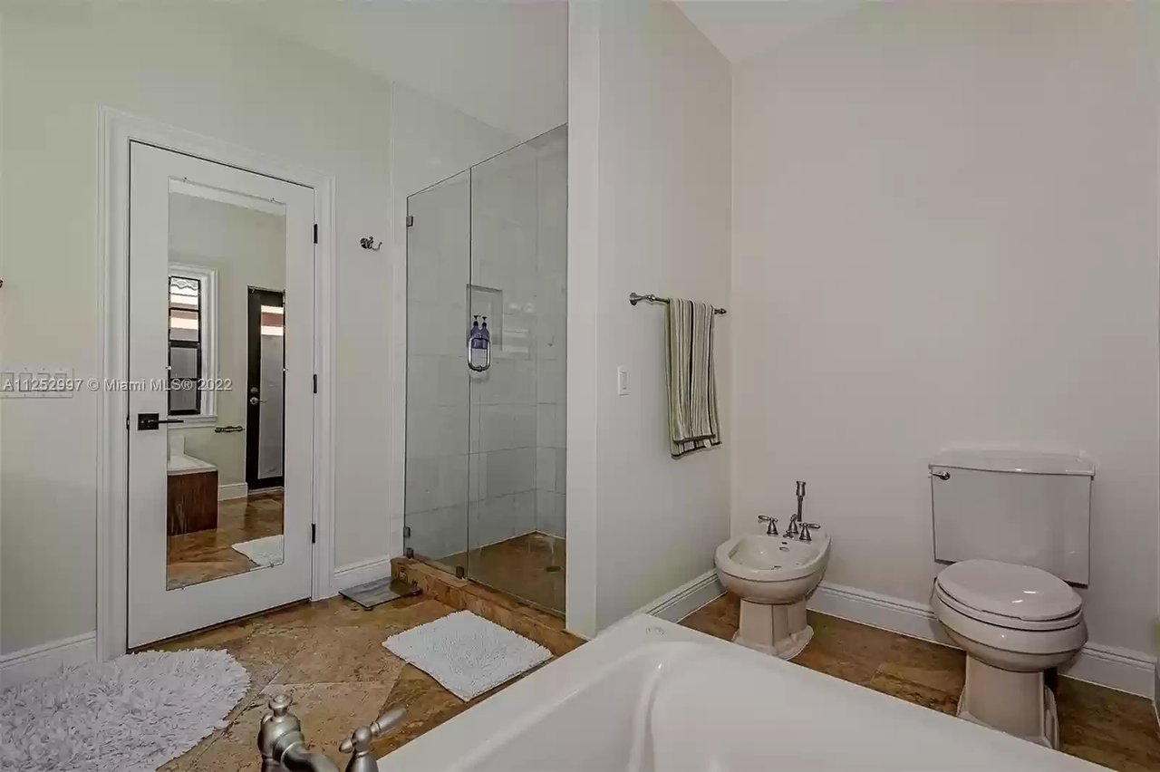 2929 Day Avenue
