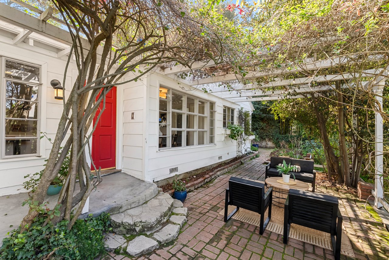 2666 La Cuesta Dr, Sunset Strip