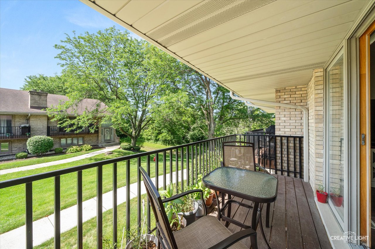 Woodland Court Condo For Sale in Darien 