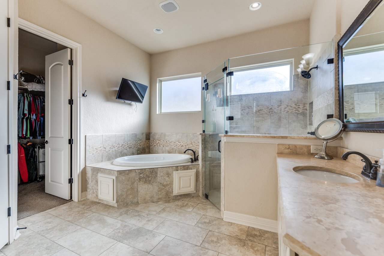 2319 Dunmore Hill