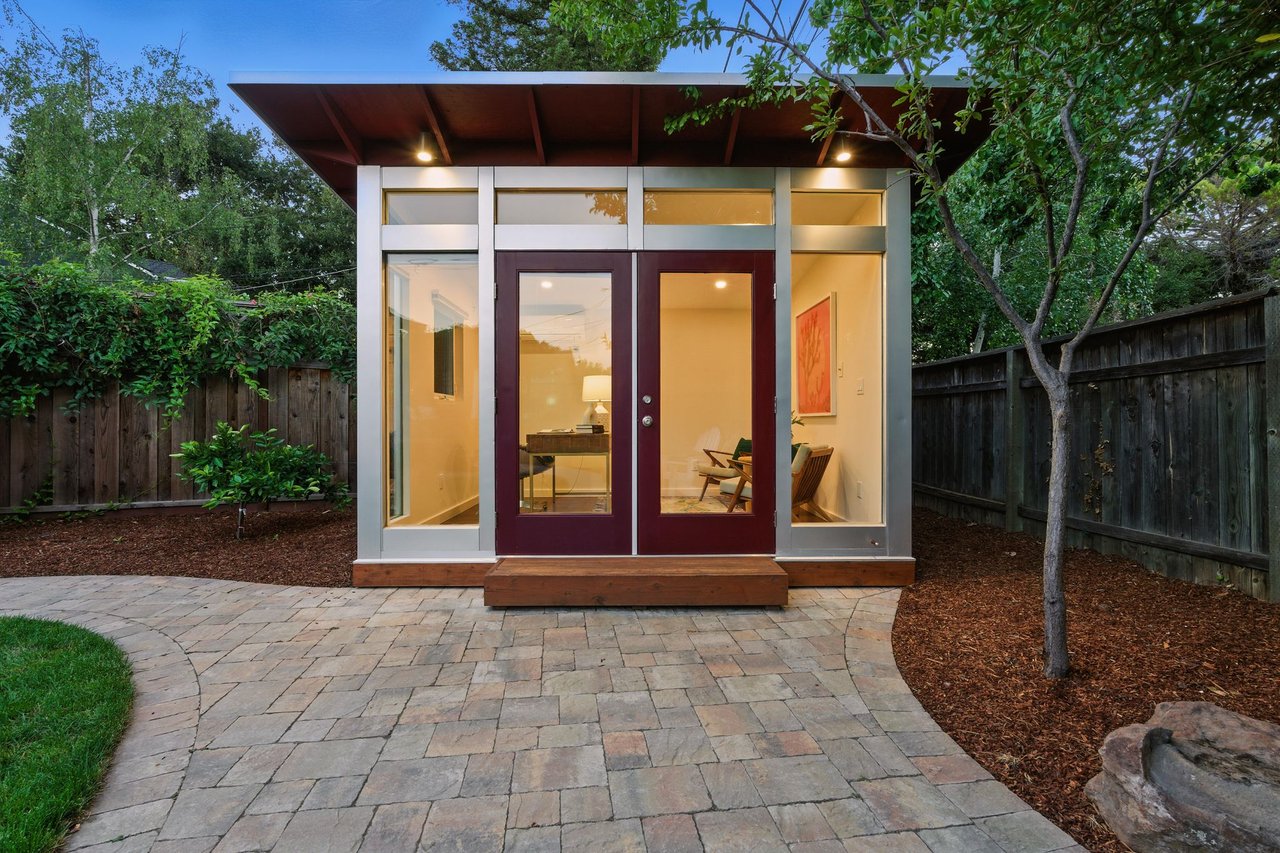 792 Bond Way, Mountain View
