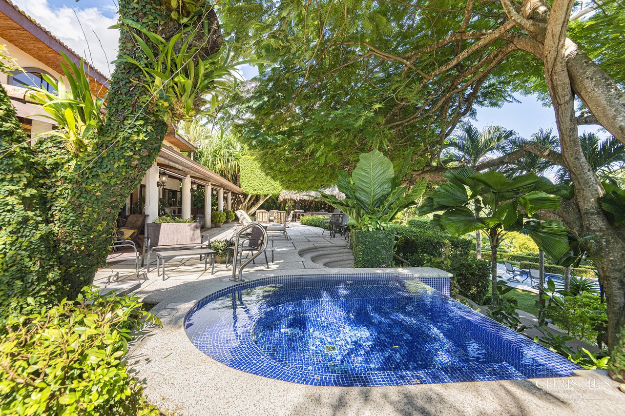 Casa Nacar: Ocean View Private Luxury Retreat Near World-Class Golf & Marina