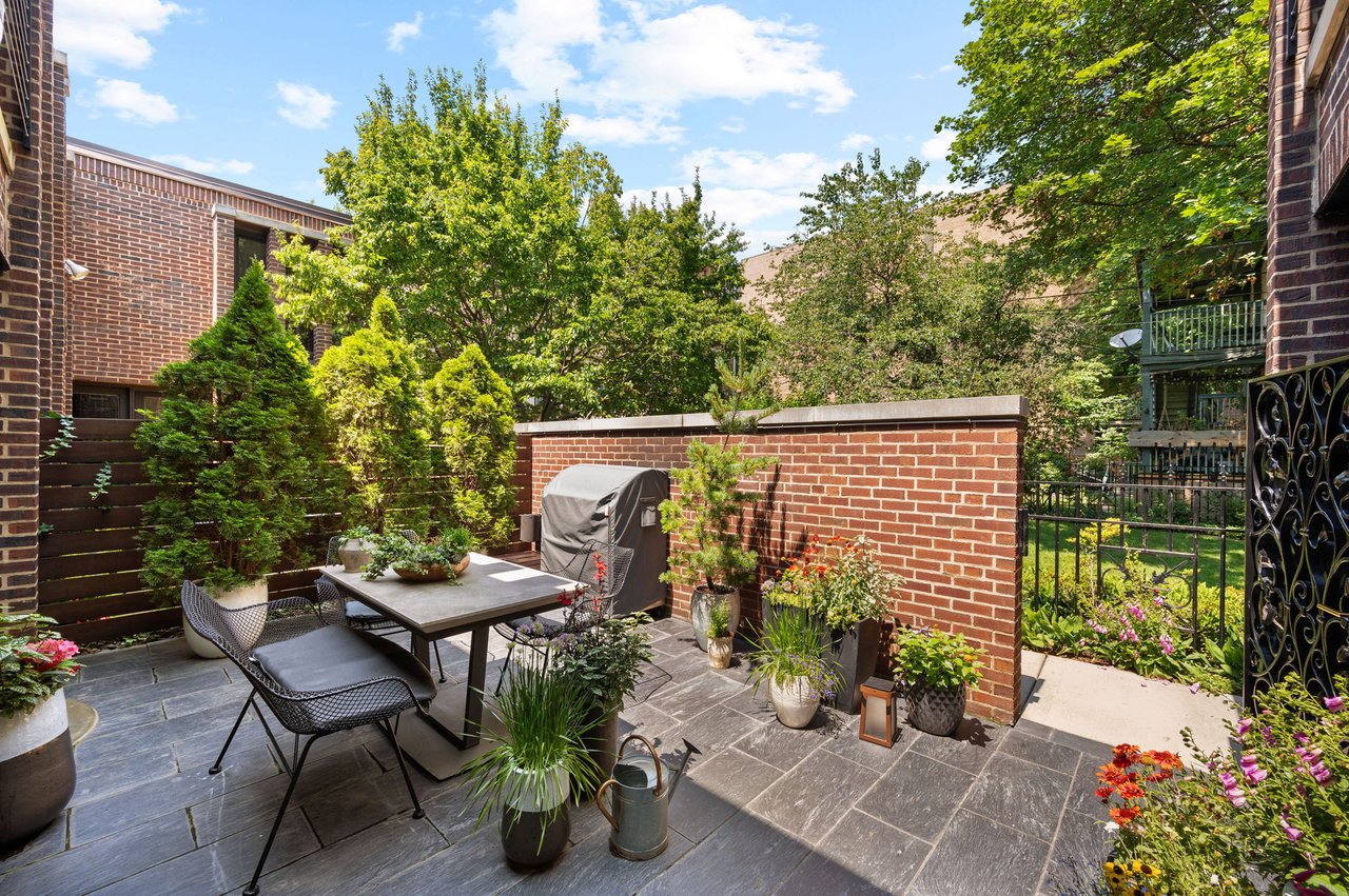 2321 N. Geneva Terrace, Unit C