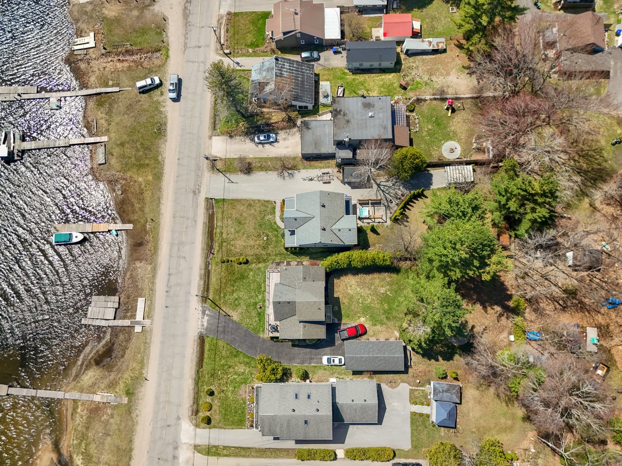 604 CHAMPLAIN Road