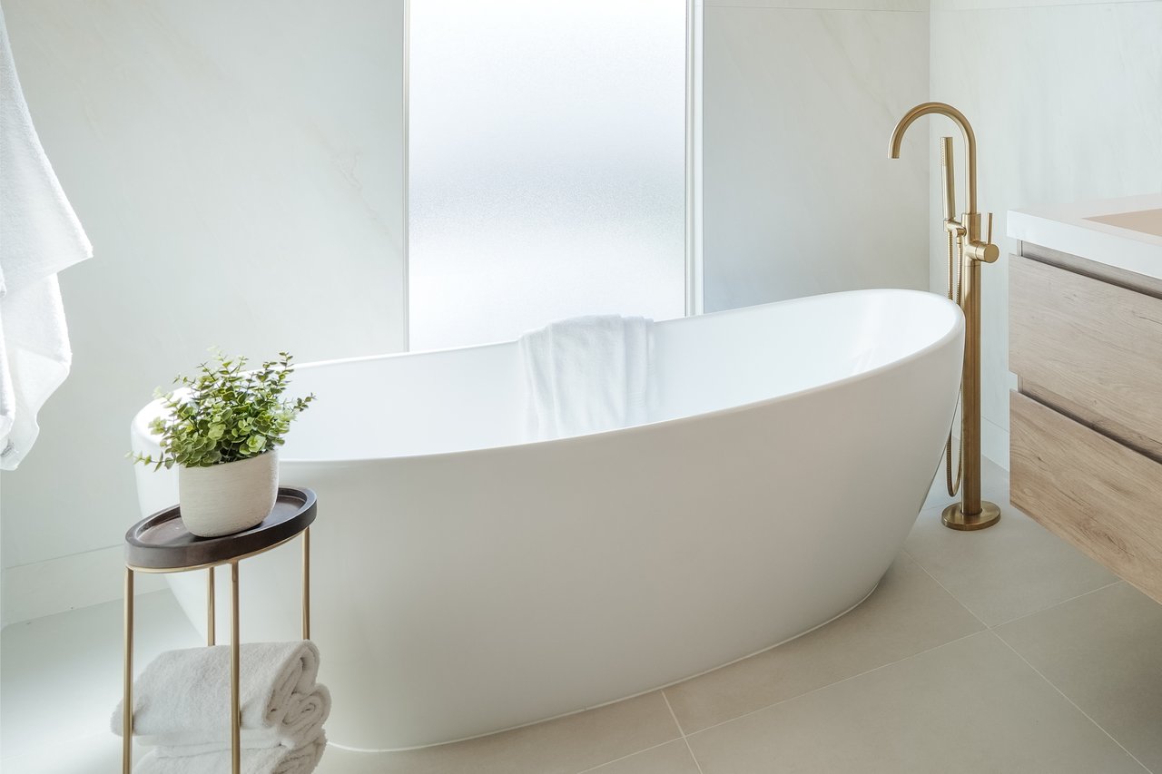 25802 Sycamore Ln, Laguna Hills, CA 92653