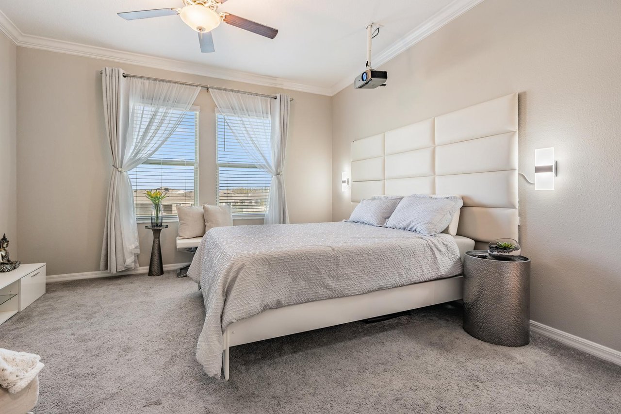 Modern Lennar Townhome with Lagoon Lifestyle
