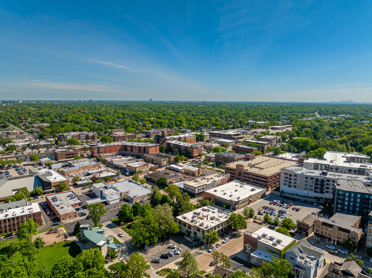 Premier Downtown Downers Grove Restaurant 