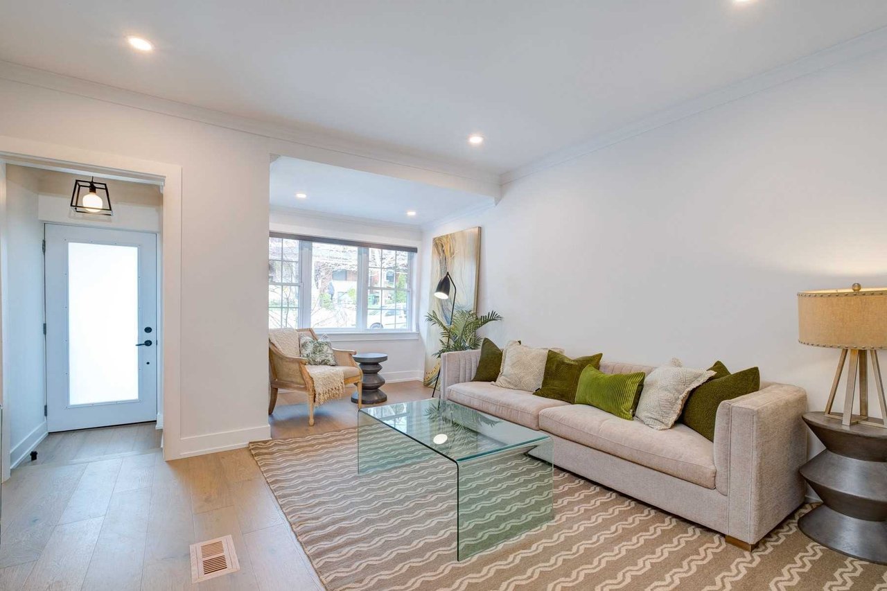 349 Woodfield Rd